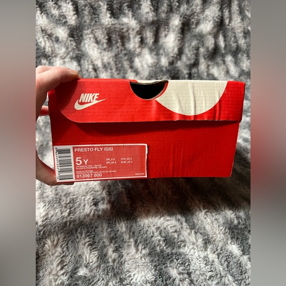276: Nike Presto Fly (GS) - Picture 9 of 11